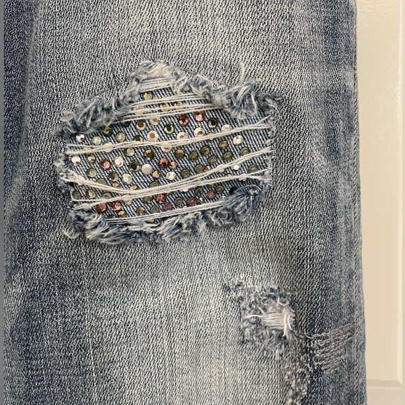 WHBM bedazzled denim, size 4 - Picture 3 of 8